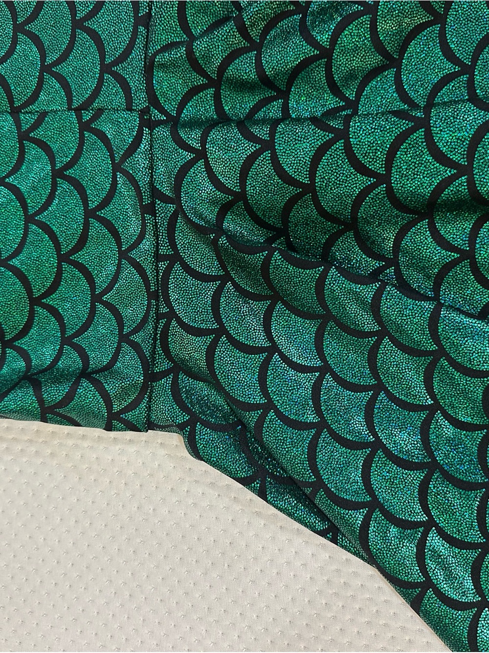Emerald Green Scallop Pattern mermaid tail - Unbranded